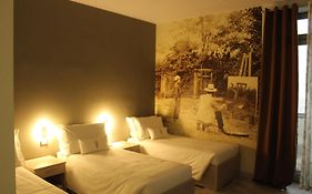 Volpedo Hostel